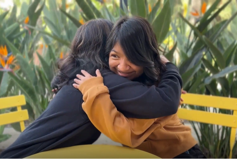 Aranza with her Big Sister Leilannie